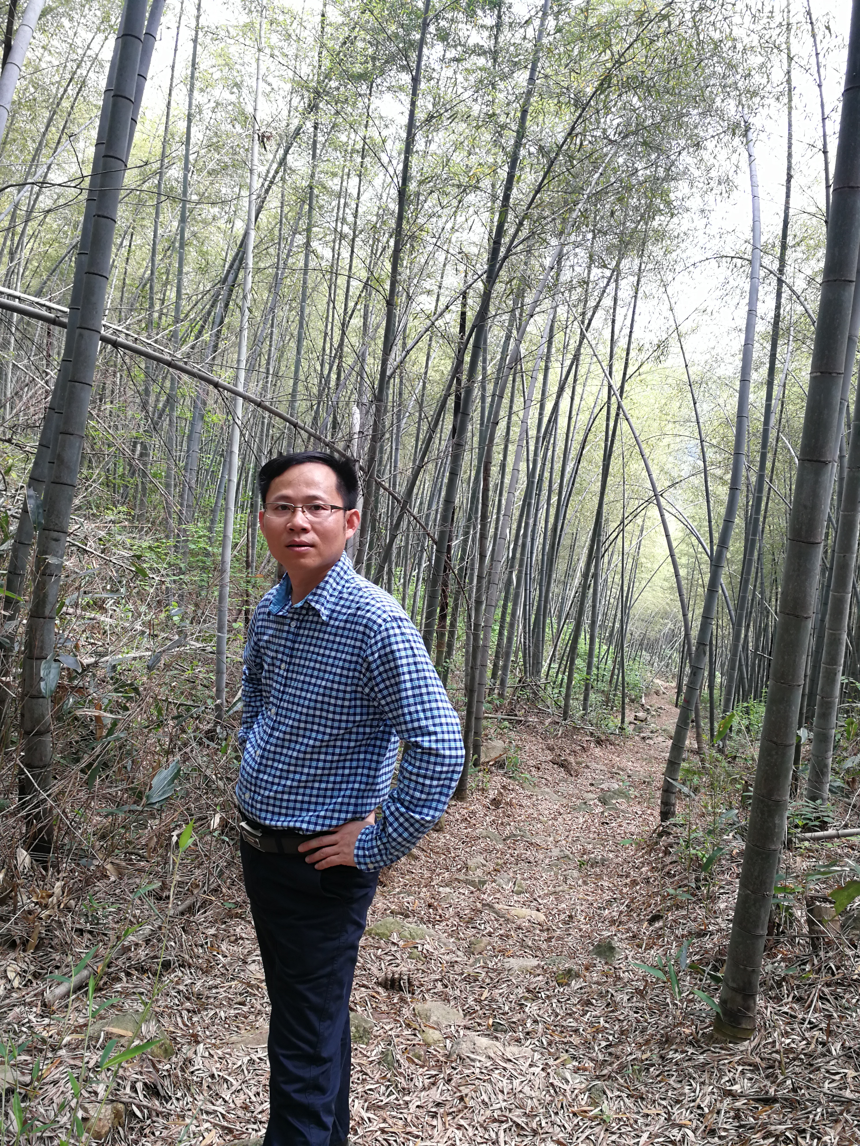 蔣利榮生活照3.jpg